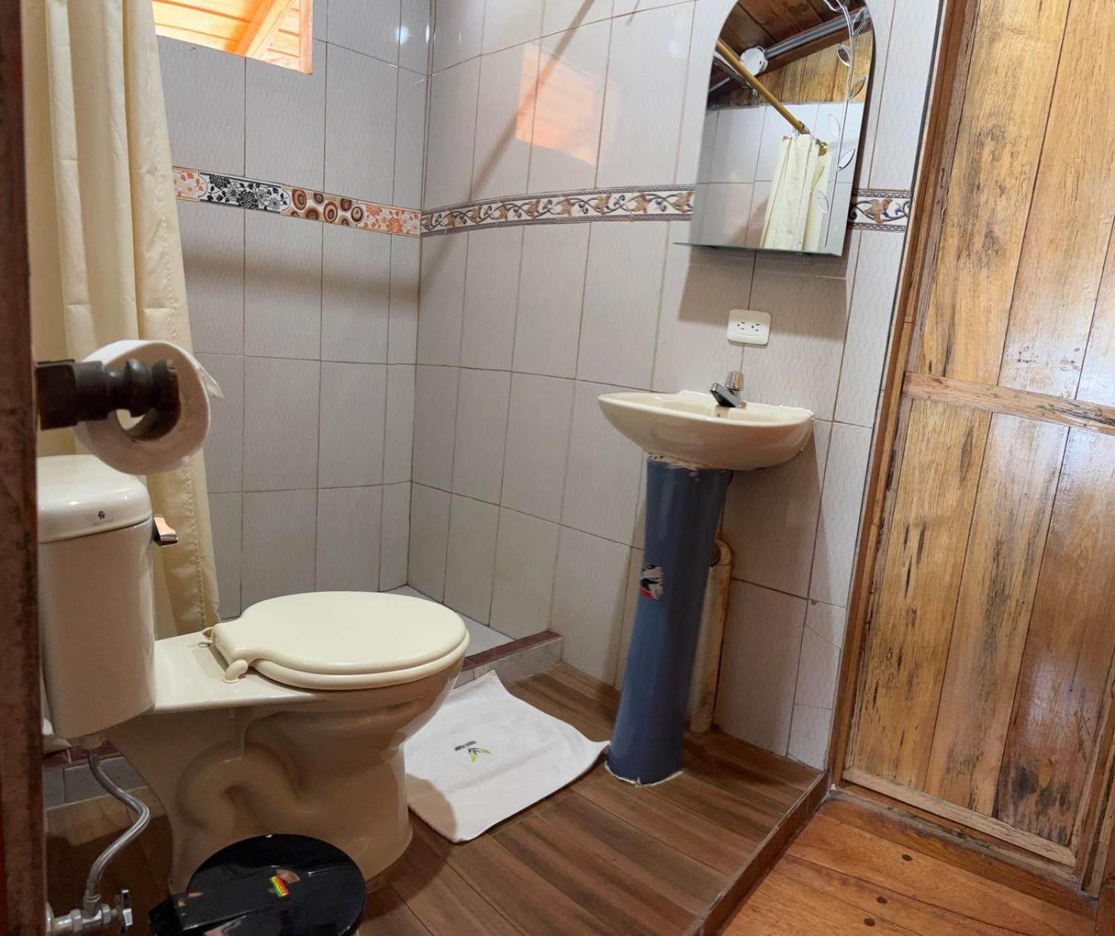 Hostal Vista Verde Mindo Kültér fotó