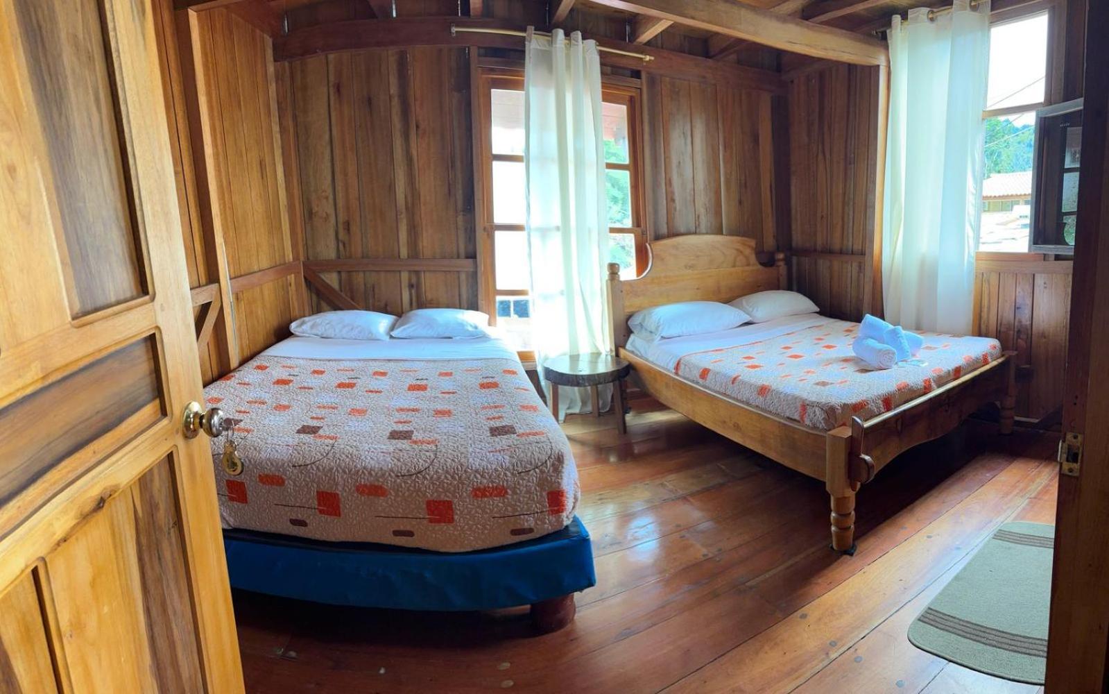 Hostal Vista Verde Mindo Kültér fotó