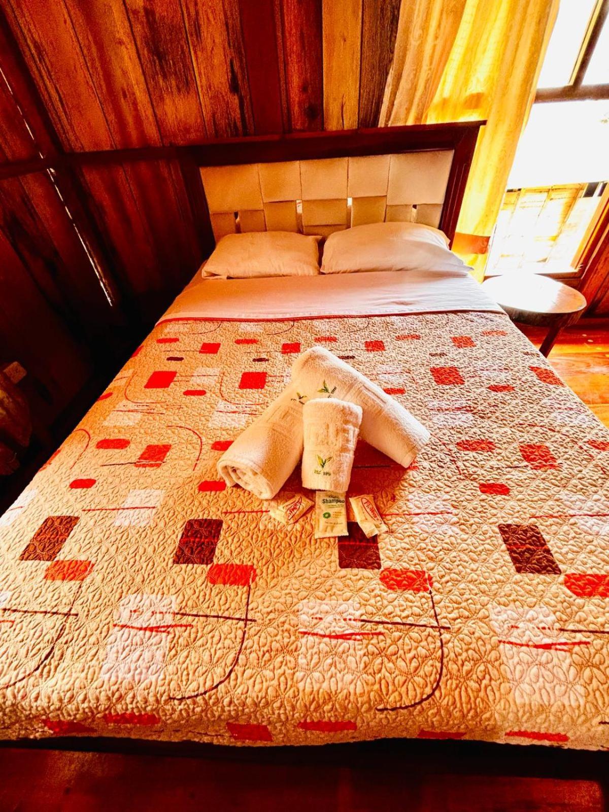 Hostal Vista Verde Mindo Kültér fotó